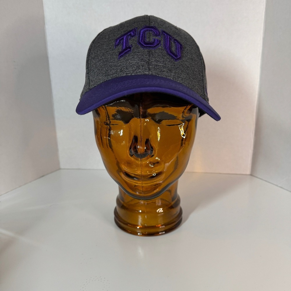 TCU Horned Frogs Baseball Cap Hat Flex Fit L XL Gray Purple "Top of the World"